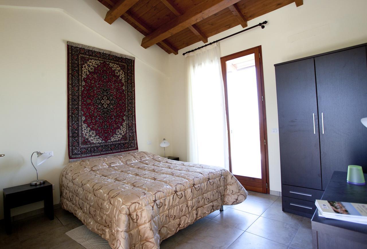Agriturismo Apollinare Montiano  ภายนอก รูปภาพ
